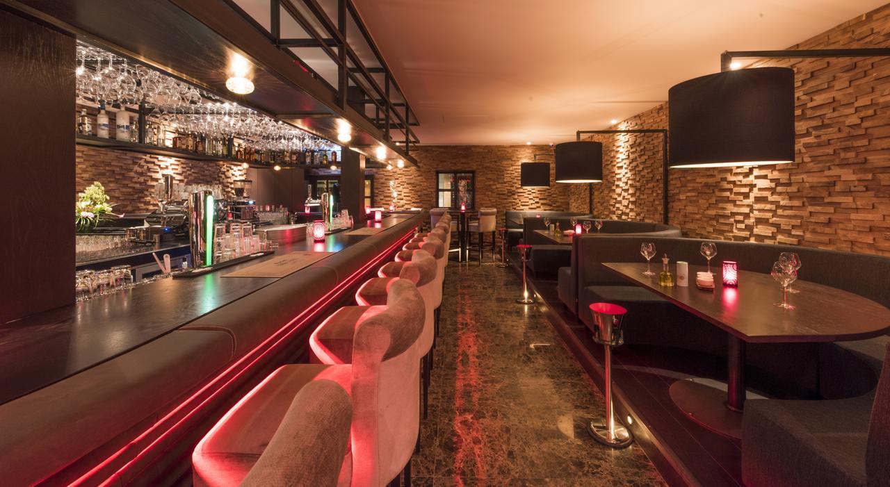 Hotel-Restaurant Unicum Elzenhagen Poeldijk Exteriör bild