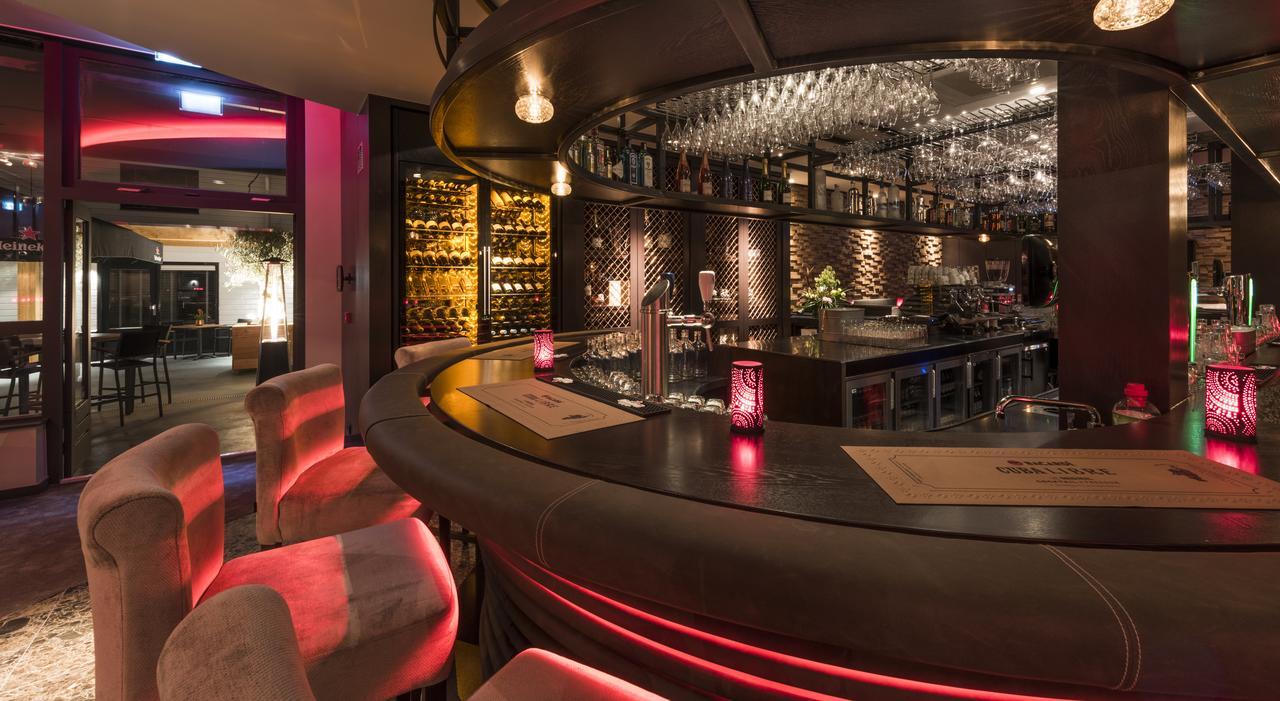 Hotel-Restaurant Unicum Elzenhagen Poeldijk Exteriör bild