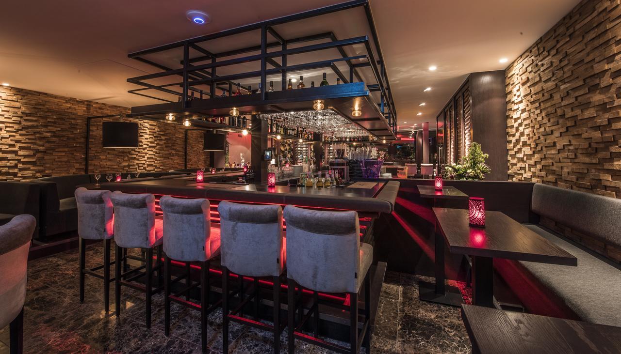 Hotel-Restaurant Unicum Elzenhagen Poeldijk Exteriör bild